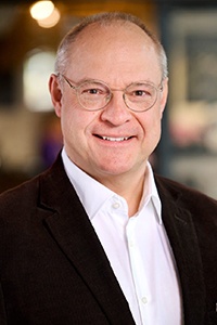 Dr. Christoph B. Egger